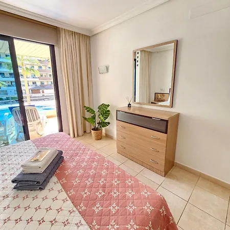 Ocean Breeze Puerto de Santiago (Tenerife)